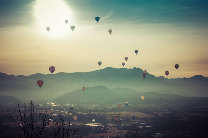 Fotolia_83572150_L-immigration-Edited-min